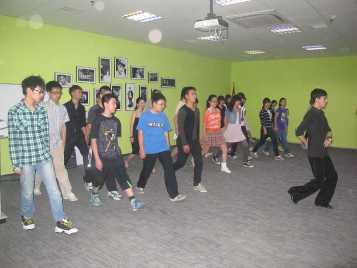 一起学华尔兹